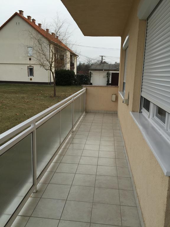 Thermal Next I Weninger Apartman Kiskunhalas Buitenkant foto